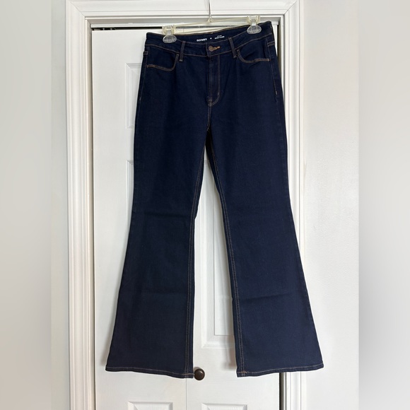 NWOT Old Navy High Waisted Wow Flare Jeans - Size 10, Dark Wash - Picture 8 of 14